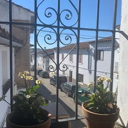 El Estudio - Beautiful In Historic Old Town